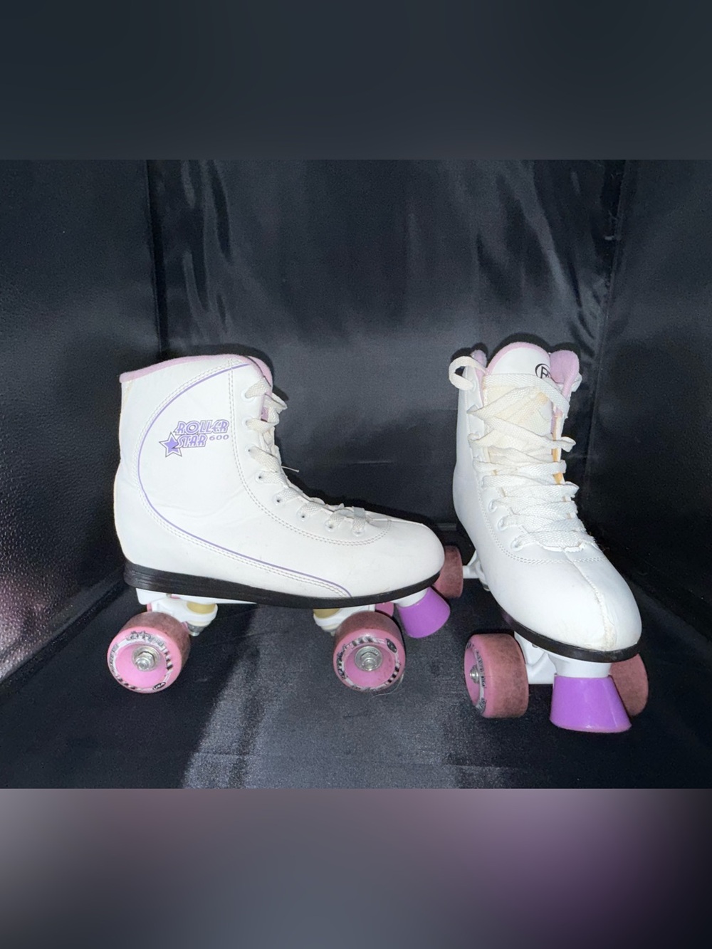 Roller Derby Roller Star 600 White and Purple Roller Skates - Picture 6 of 11